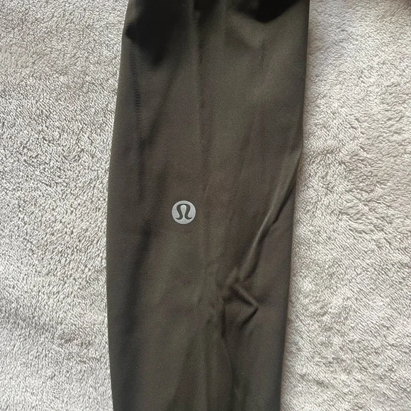 Lululemon fast and free high rise leggings - Picture 2 of 11